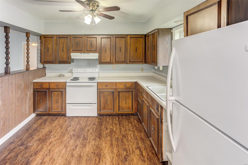 1125 Market Street, Sparta, Illinois 62286, ,Commercial Sale,For Sale,Market,MAR25014532