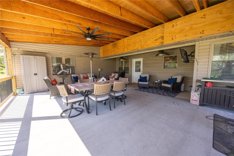 113 Lynn, Sikeston, Missouri 63801, 3 Bedrooms Bedrooms, 9 Rooms Rooms,2 BathroomsBathrooms,Residential,For Sale,Lynn,MAR25021112