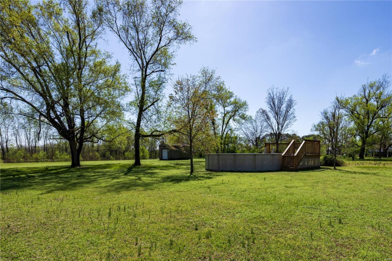 113 Lynn, Sikeston, Missouri 63801, 3 Bedrooms Bedrooms, 9 Rooms Rooms,2 BathroomsBathrooms,Residential,For Sale,Lynn,MAR25021112