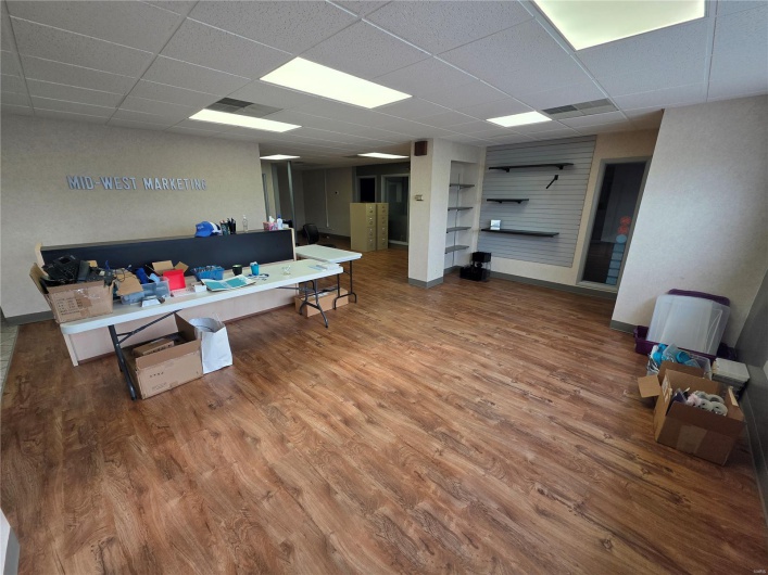 91 Mill Hill Road, Bloomsdale, Missouri 63627, ,Commercial Sale,For Sale,Mill Hill,MAR25020518