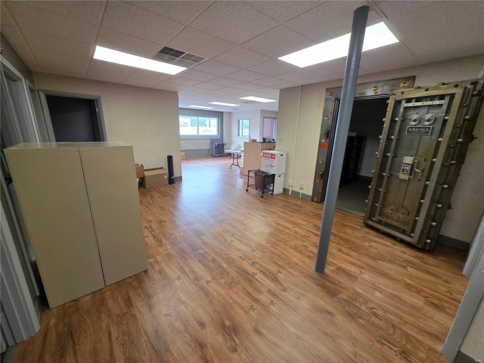 91 Mill Hill Road, Bloomsdale, Missouri 63627, ,Commercial Sale,For Sale,Mill Hill,MAR25020518