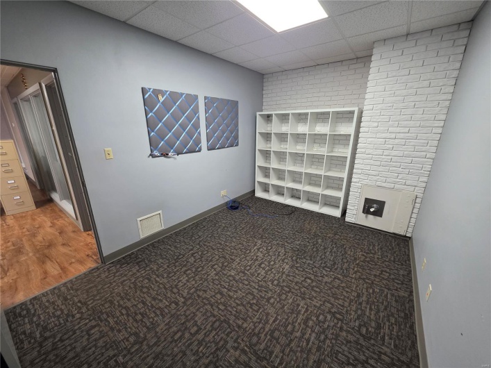 91 Mill Hill Road, Bloomsdale, Missouri 63627, ,Commercial Sale,For Sale,Mill Hill,MAR25020518