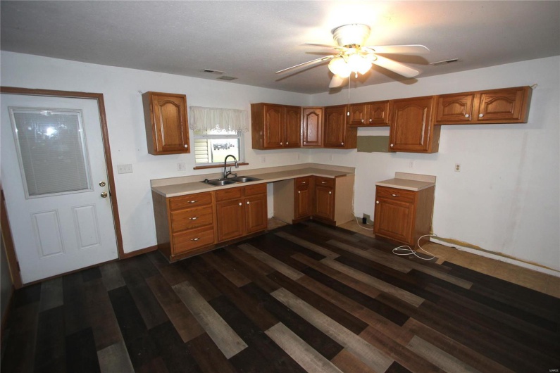 116 Twin Street, Bonne Terre, Missouri 63628, 3 Bedrooms Bedrooms, 6 Rooms Rooms,2 BathroomsBathrooms,Residential,For Sale,Twin,MAR25021253