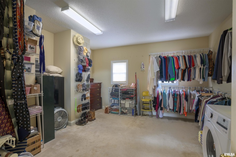 4996 ANDREW Road, Marion, Illinois 62959, 4 Bedrooms Bedrooms, 0 ,2 BathroomsBathrooms,Residential,For Sale,ANDREW,0,RMAQC4261974