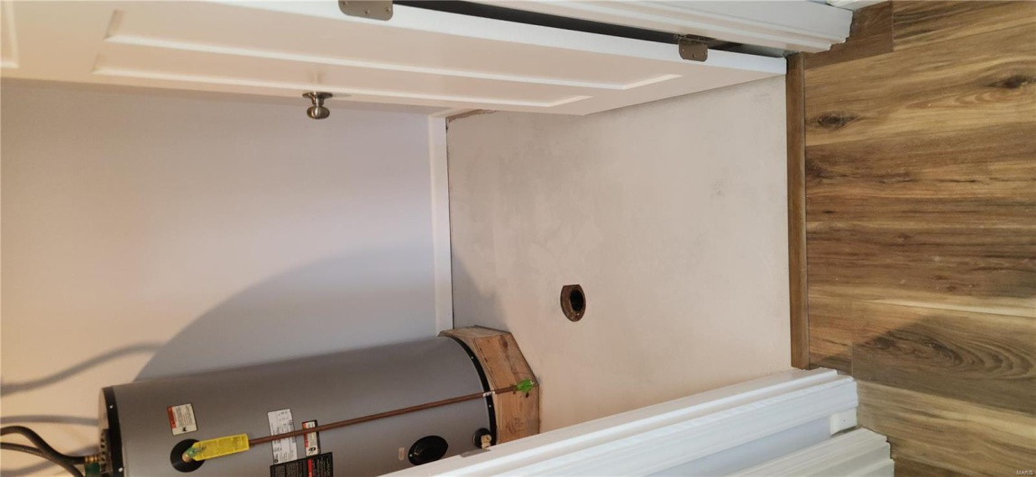 Entrance to utility room