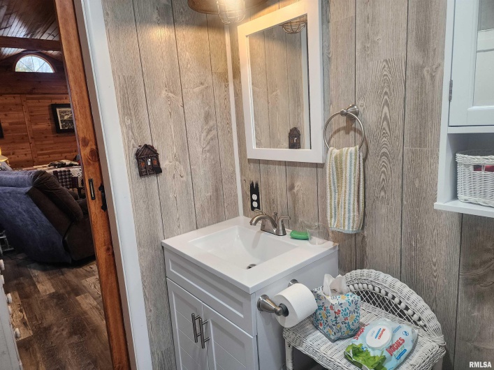 10 Womack Road, Galatia, Illinois 62935, 1 Bedroom Bedrooms, 0 ,1 BathroomBathrooms,Residential,For Sale,Womack,0,RMAQC4261978