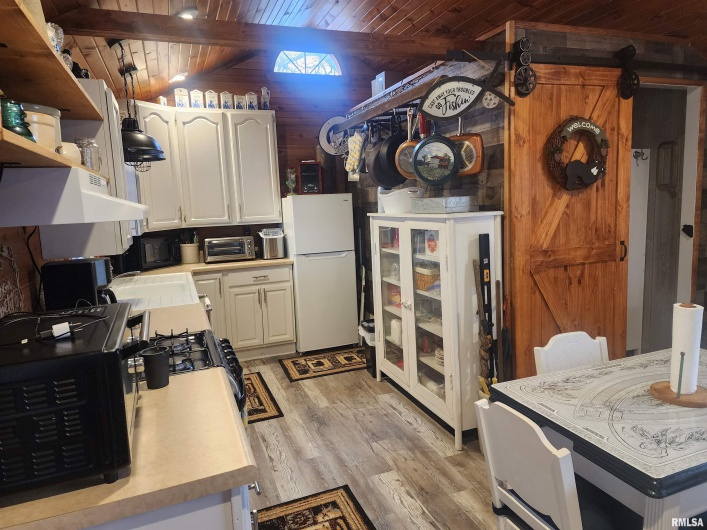 10 Womack Road, Galatia, Illinois 62935, 1 Bedroom Bedrooms, 0 ,1 BathroomBathrooms,Residential,For Sale,Womack,0,RMAQC4261978