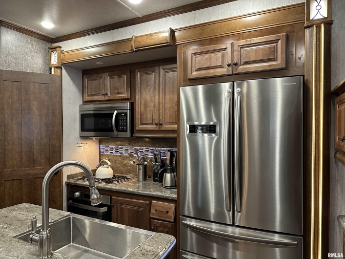 8 McBride Court, Marion, Illinois 62959, 1 Bedroom Bedrooms, 0 ,1 BathroomBathrooms,Manufactured In Park,For Sale,McBride,0,RMAEB457421