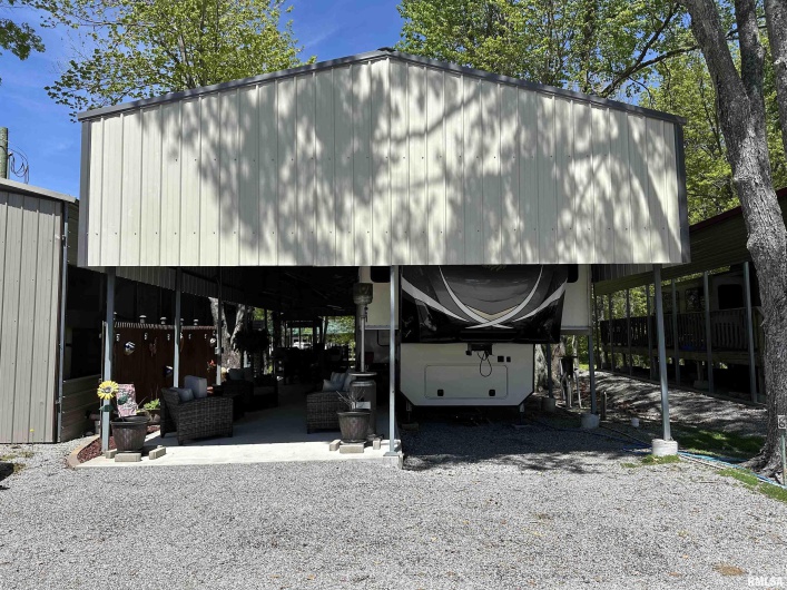 8 McBride Court, Marion, Illinois 62959, 1 Bedroom Bedrooms, 0 ,1 BathroomBathrooms,Manufactured In Park,For Sale,McBride,0,RMAEB457421
