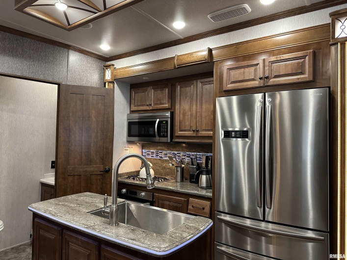 8 McBride Court, Marion, Illinois 62959, 1 Bedroom Bedrooms, 0 ,1 BathroomBathrooms,Manufactured In Park,For Sale,McBride,0,RMAEB457421