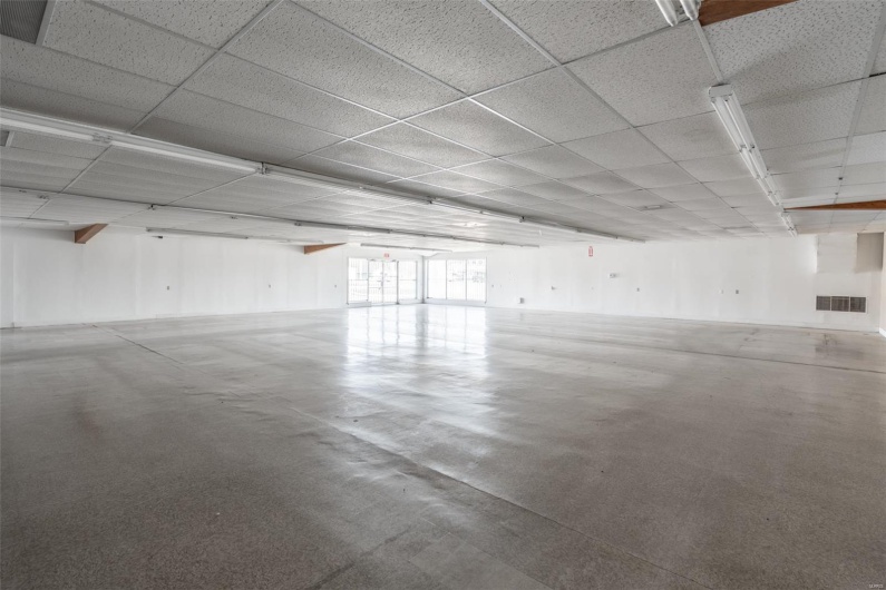 512 E Pine Street, Poplar Bluff, Missouri 63901, ,Commercial Lease,For Sale,E Pine Street,MAR25021430
