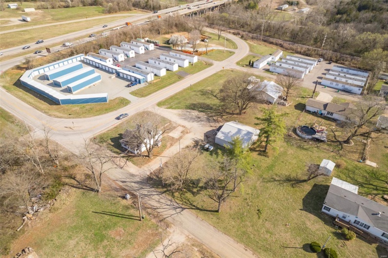 3330 Commonwealth Road, Park Hills, Missouri 63601, 2 Bedrooms Bedrooms, 6 Rooms Rooms,1 BathroomBathrooms,Residential,For Sale,Commonwealth,MAR25021463