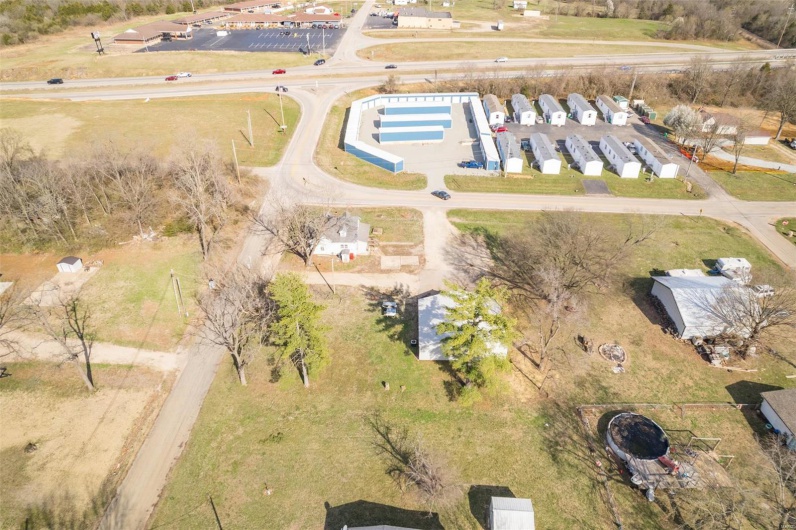 3330 Commonwealth Road, Park Hills, Missouri 63601, 2 Bedrooms Bedrooms, 6 Rooms Rooms,1 BathroomBathrooms,Residential,For Sale,Commonwealth,MAR25021463