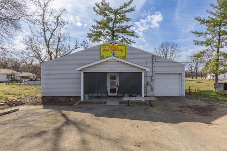 3330 Commonwealth Road, Park Hills, Missouri 63601, 2 Bedrooms Bedrooms, 6 Rooms Rooms,1 BathroomBathrooms,Residential,For Sale,Commonwealth,MAR25021463