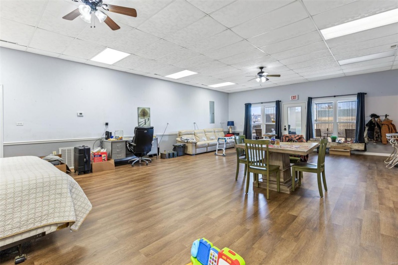 3330 Commonwealth Road, Park Hills, Missouri 63601, 2 Bedrooms Bedrooms, 6 Rooms Rooms,1 BathroomBathrooms,Residential,For Sale,Commonwealth,MAR25021463