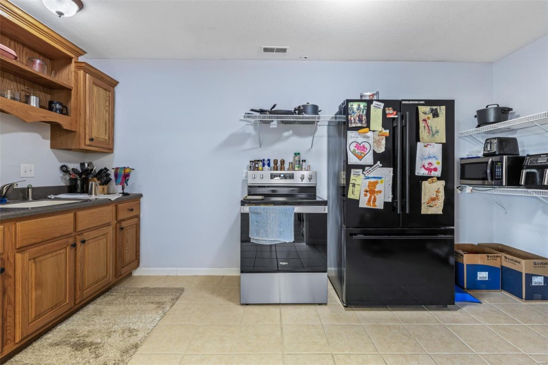 3330 Commonwealth Road, Park Hills, Missouri 63601, 2 Bedrooms Bedrooms, 6 Rooms Rooms,1 BathroomBathrooms,Residential,For Sale,Commonwealth,MAR25021463