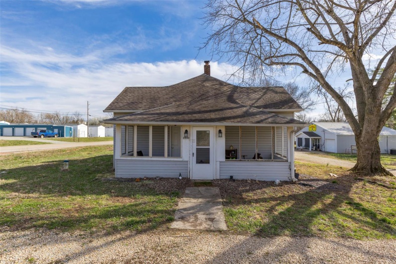 3330 Commonwealth Road, Park Hills, Missouri 63601, 2 Bedrooms Bedrooms, 6 Rooms Rooms,1 BathroomBathrooms,Residential,For Sale,Commonwealth,MAR25021463