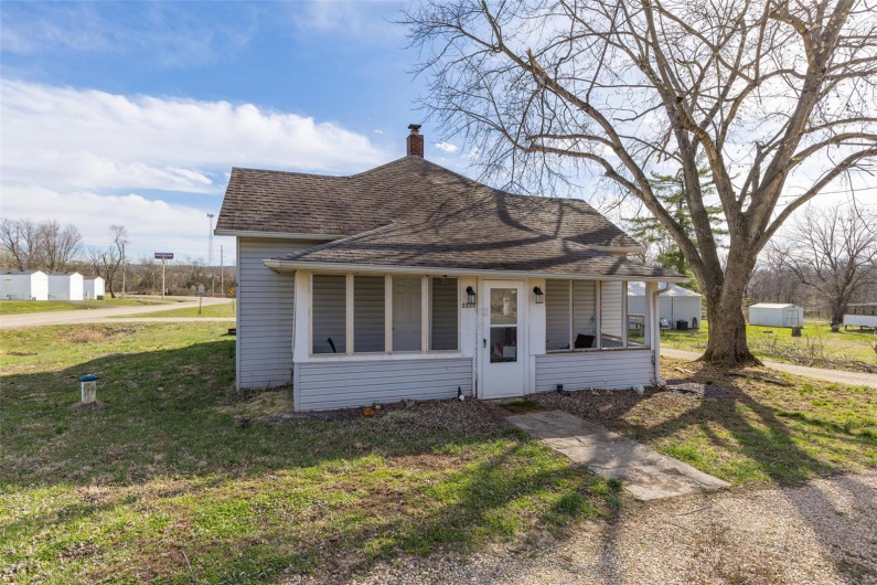 3330 Commonwealth Road, Park Hills, Missouri 63601, 2 Bedrooms Bedrooms, 6 Rooms Rooms,1 BathroomBathrooms,Residential,For Sale,Commonwealth,MAR25021463