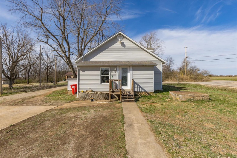 3330 Commonwealth Road, Park Hills, Missouri 63601, 2 Bedrooms Bedrooms, 6 Rooms Rooms,1 BathroomBathrooms,Residential,For Sale,Commonwealth,MAR25021463