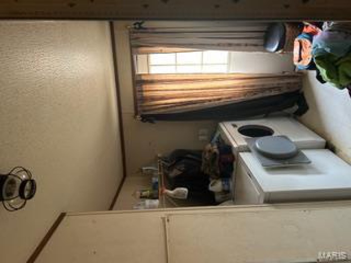 19050 Sikes Road, Ste Genevieve, Missouri 63670, 3 Bedrooms Bedrooms, 5 Rooms Rooms,2 BathroomsBathrooms,Residential,For Sale,Sikes,MAR25016396