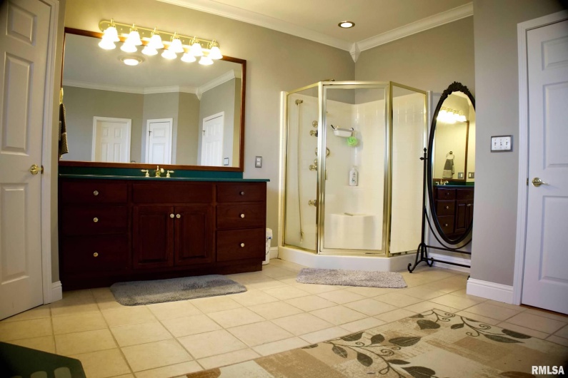 1338 Wagon Creek Road, Creal Springs, Illinois 62922, 3 Bedrooms Bedrooms, 0 ,3 BathroomsBathrooms,Residential,For Sale,Wagon Creek,0,RMAEB457431