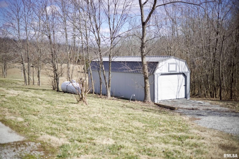 1338 Wagon Creek Road, Creal Springs, Illinois 62922, 3 Bedrooms Bedrooms, 0 ,3 BathroomsBathrooms,Residential,For Sale,Wagon Creek,0,RMAEB457431