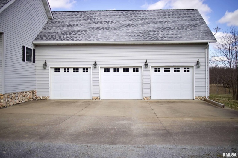 1338 Wagon Creek Road, Creal Springs, Illinois 62922, 3 Bedrooms Bedrooms, 0 ,3 BathroomsBathrooms,Residential,For Sale,Wagon Creek,0,RMAEB457431