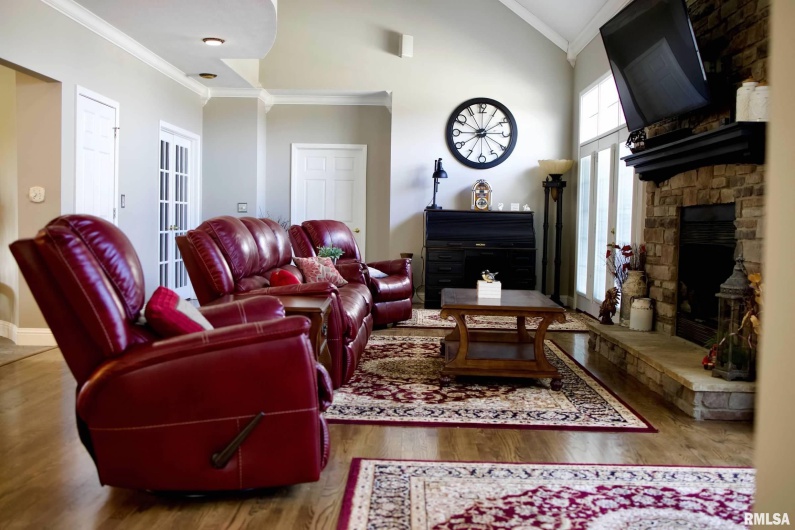 1338 Wagon Creek Road, Creal Springs, Illinois 62922, 3 Bedrooms Bedrooms, 0 ,3 BathroomsBathrooms,Residential,For Sale,Wagon Creek,0,RMAEB457431