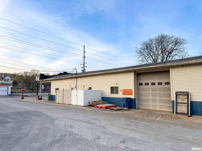 200 FRONT Street, Dongola, Illinois 62926, 0 , 0 ,0,Commercial Sale,For Sale,FRONT,0,RMAEB457441