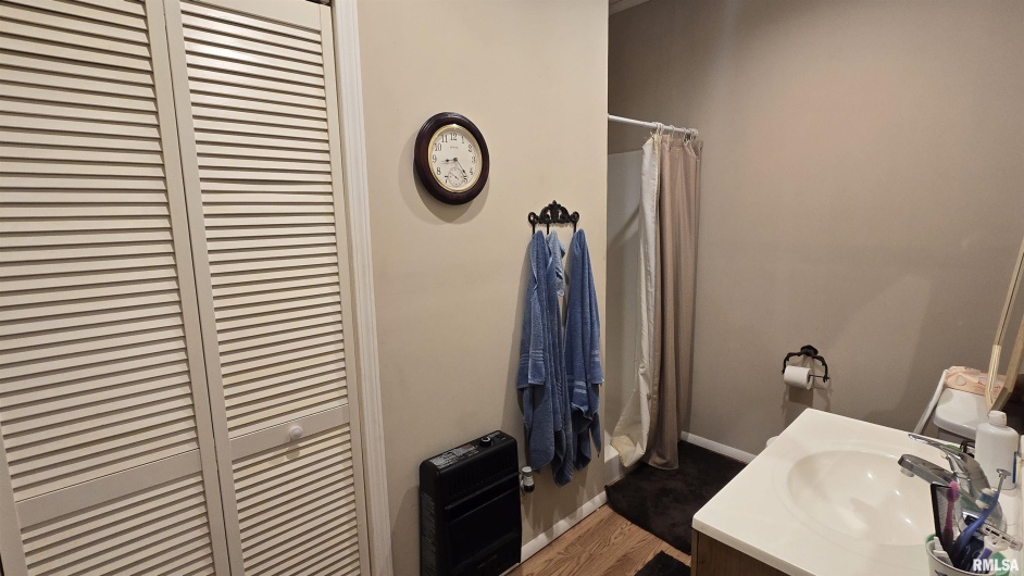 49 Route 34 Route, Rosiclare, Illinois 62982, 1 Bedroom Bedrooms, 0 ,1 BathroomBathrooms,Residential,For Sale,Route 34,0,RMAEB457442