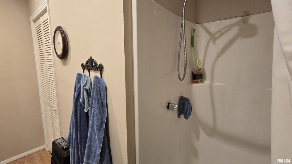 49 Route 34 Route, Rosiclare, Illinois 62982, 1 Bedroom Bedrooms, 0 ,1 BathroomBathrooms,Residential,For Sale,Route 34,0,RMAEB457442