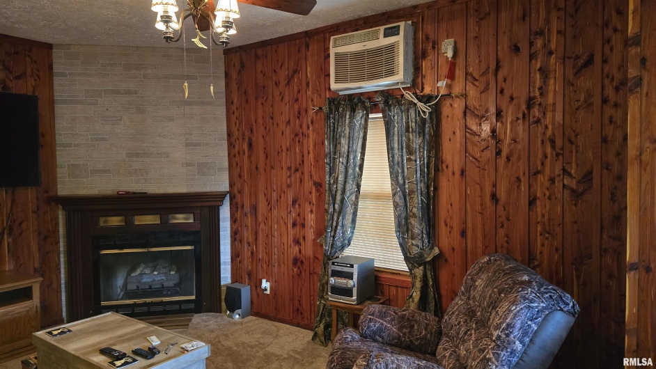 49 Route 34 Route, Rosiclare, Illinois 62982, 1 Bedroom Bedrooms, 0 ,1 BathroomBathrooms,Residential,For Sale,Route 34,0,RMAEB457442