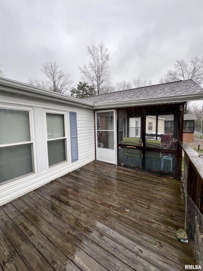 100 Little John Loop, Tunnel Hill, Illinois 62972, 3 Bedrooms Bedrooms, 0 ,2 BathroomsBathrooms,Residential,For Sale,Little John,0,RMAQC4262028