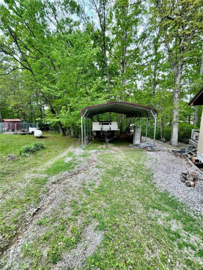 6405 Robin Lane, French Village, Missouri 63036, 1 Bedroom Bedrooms, 5 Rooms Rooms,1 BathroomBathrooms,Residential,For Sale,Robin,MAR25021591