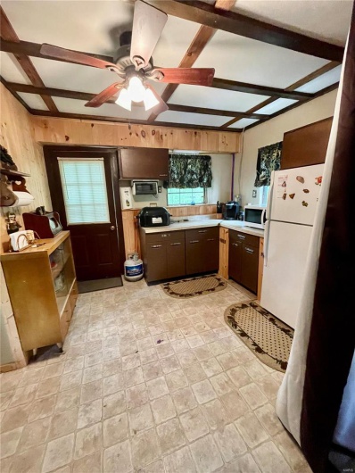 6405 Robin Lane, French Village, Missouri 63036, 1 Bedroom Bedrooms, 5 Rooms Rooms,1 BathroomBathrooms,Residential,For Sale,Robin,MAR25021591