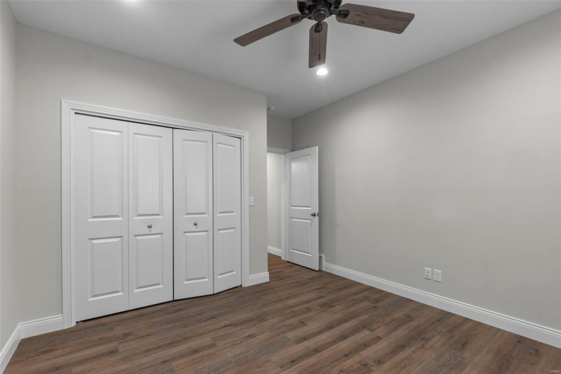 16 Creekside Way, Cape Girardeau, Missouri 63701, 4 Bedrooms Bedrooms, 4 Rooms Rooms,3 BathroomsBathrooms,Residential,For Sale,Creekside,MAR25021593