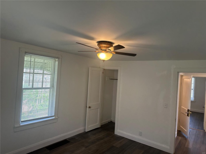 305 Shepherd Street, Ironton, Missouri 63650, 2 Bedrooms Bedrooms, 7 Rooms Rooms,1 BathroomBathrooms,Residential,For Sale,Shepherd,MAR25021710