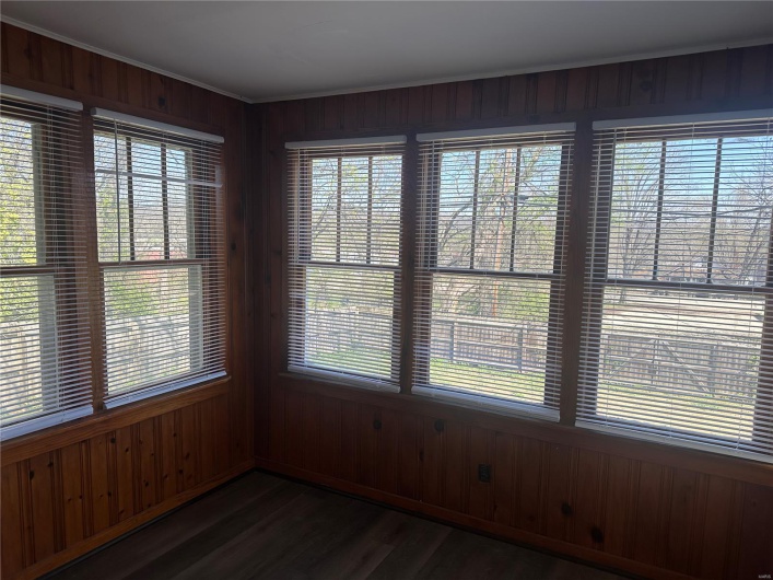 305 Shepherd Street, Ironton, Missouri 63650, 2 Bedrooms Bedrooms, 7 Rooms Rooms,1 BathroomBathrooms,Residential,For Sale,Shepherd,MAR25021710