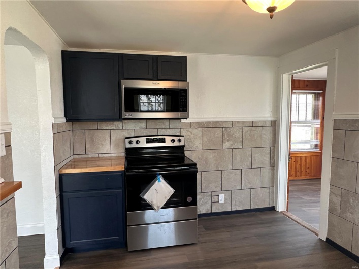 305 Shepherd Street, Ironton, Missouri 63650, 2 Bedrooms Bedrooms, 7 Rooms Rooms,1 BathroomBathrooms,Residential,For Sale,Shepherd,MAR25021710