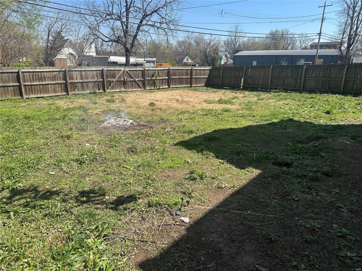 305 Shepherd Street, Ironton, Missouri 63650, 2 Bedrooms Bedrooms, 7 Rooms Rooms,1 BathroomBathrooms,Residential,For Sale,Shepherd,MAR25021710