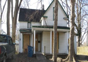 109 Jefferson Avenue, Scott City, Missouri 63780, 4 Bedrooms Bedrooms, 6 Rooms Rooms,1 BathroomBathrooms,Residential,For Sale,Jefferson,MAR25008176