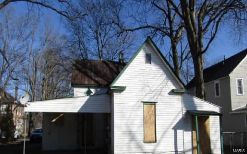 View of side of property