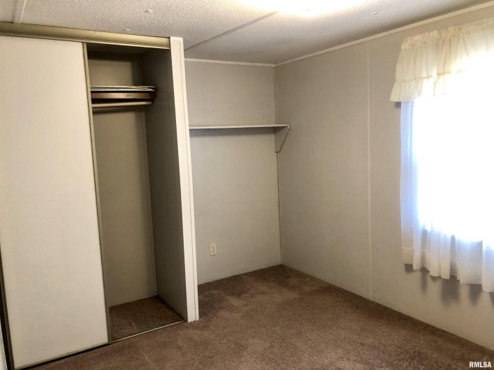 11648 Trolley Line Road, Marion, Illinois 62959, 3 Bedrooms Bedrooms, 0 ,2 BathroomsBathrooms,Residential,For Sale,Trolley Line,0,RMAEB457451