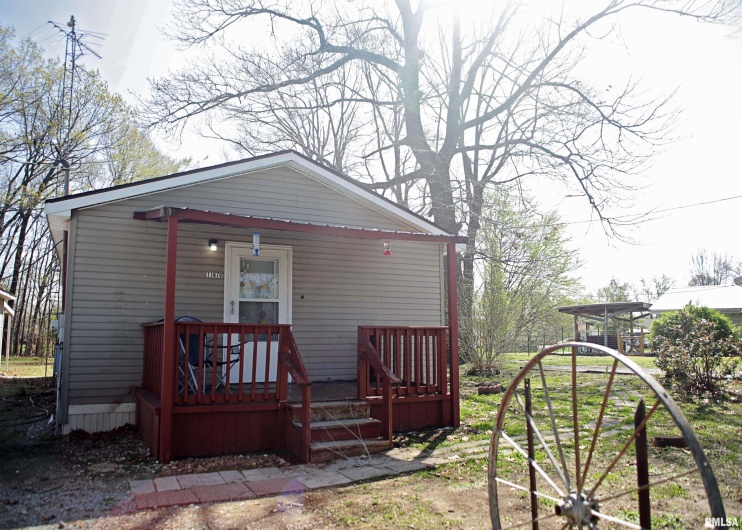 11648 Trolley Line Road, Marion, Illinois 62959, 3 Bedrooms Bedrooms, 0 ,2 BathroomsBathrooms,Residential,For Sale,Trolley Line,0,RMAEB457451