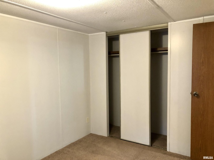 11648 Trolley Line Road, Marion, Illinois 62959, 3 Bedrooms Bedrooms, 0 ,2 BathroomsBathrooms,Residential,For Sale,Trolley Line,0,RMAEB457451