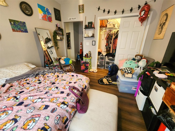 609 Poplar Street, Carbondale, Illinois 62901, 6 Bedrooms Bedrooms, 16 Rooms Rooms,5 BathroomsBathrooms,Residential,For Sale,Poplar,MAR25019208