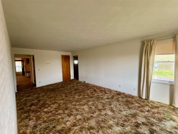 Spare room with carpet