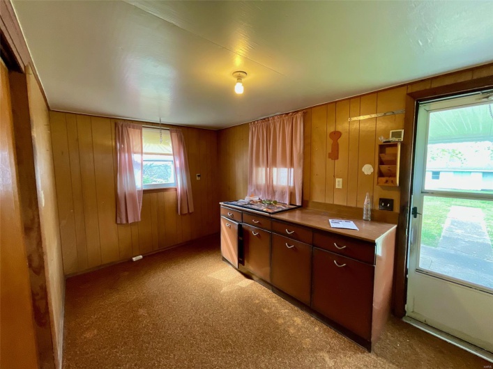 101 Graham Street, Marble Hill, Missouri 63764, 4 Bedrooms Bedrooms, 9 Rooms Rooms,2 BathroomsBathrooms,Residential,For Sale,Graham,MAR25021813