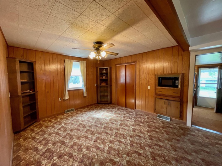 101 Graham Street, Marble Hill, Missouri 63764, 4 Bedrooms Bedrooms, 9 Rooms Rooms,2 BathroomsBathrooms,Residential,For Sale,Graham,MAR25021813