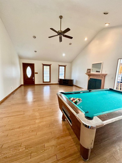 209 Davis, East Prairie, Missouri 63845, 2 Bedrooms Bedrooms, 7 Rooms Rooms,2 BathroomsBathrooms,Residential,For Sale,Davis,MAR25021785